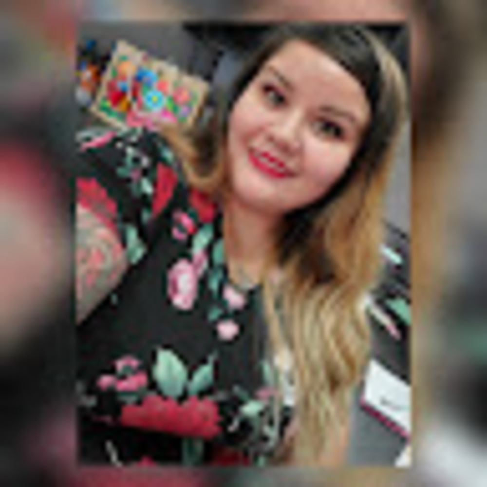 Meet your Posher, Stephanie